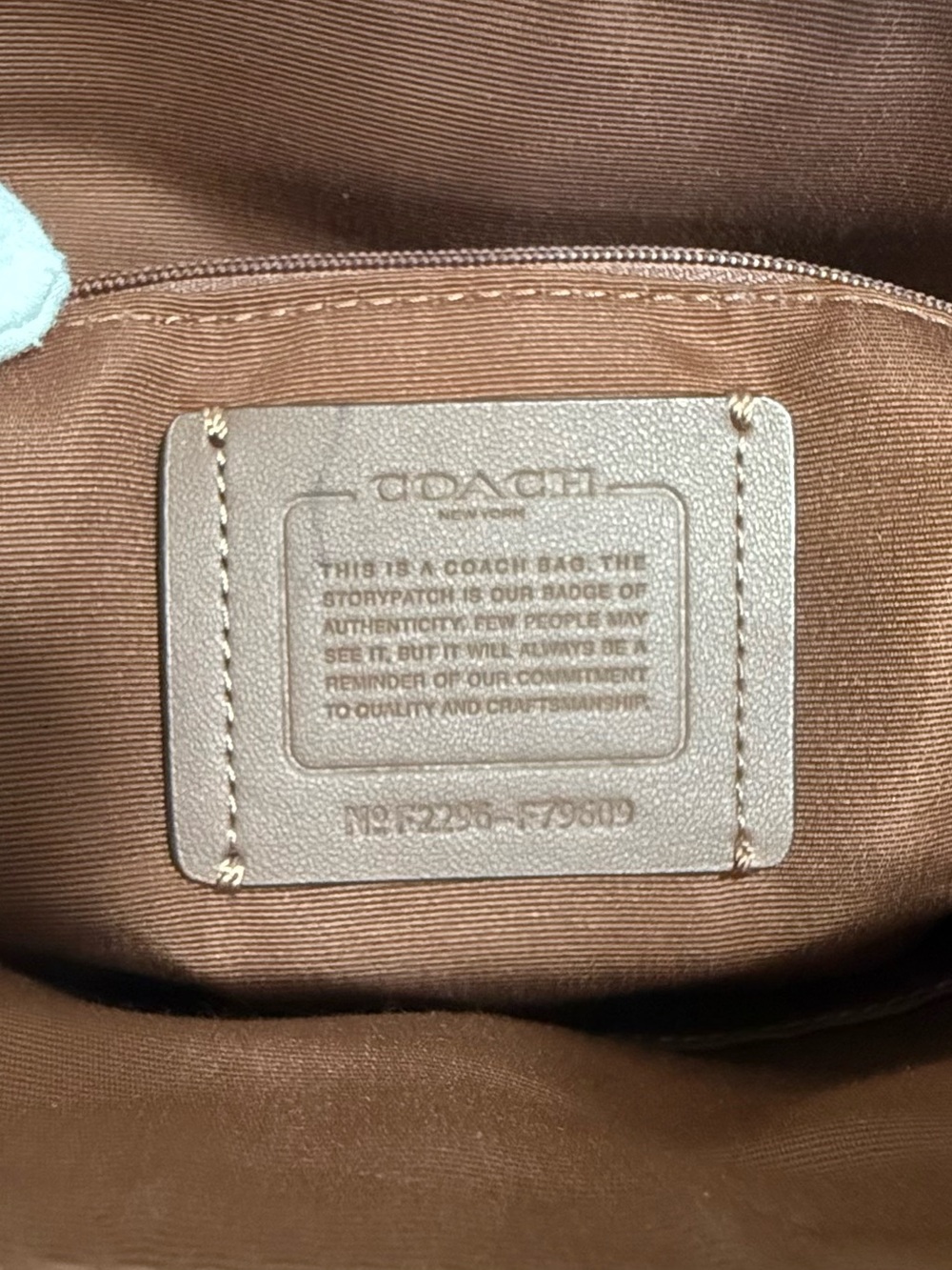 Authentic Coach Gallery Signature Khaki Saddle Tote! RARE! EUC! - Picture 10 of 14